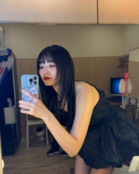 Airi Suzuki