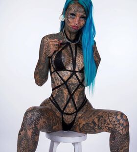 Amber Luke
