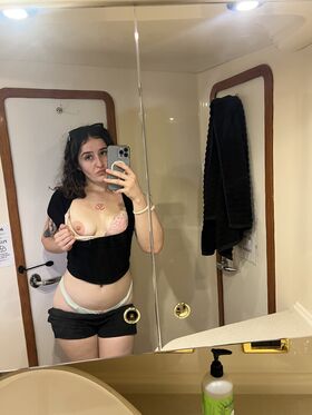 Bitemyblueberry