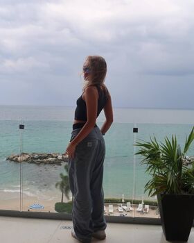 Brynn Rumfallo Nude Leaks OnlyFans Photo 237