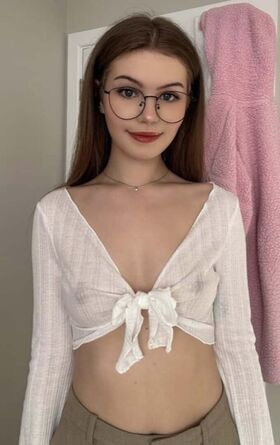 EllieIsla