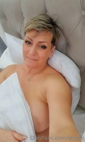 Lenore नग्न लीक OnlyFans फोटो 6