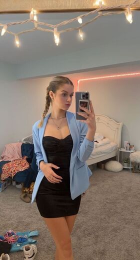 Mariawedding صورة OnlyFans العارية المسربة 6
