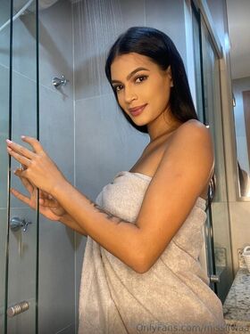 millanoirika Foto trapelata OnlyFans nuda 17