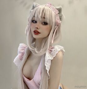 miumin Uniknutá nahá OnlyFans fotografia 29