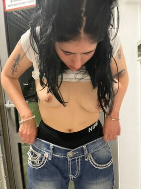 Niamausilol