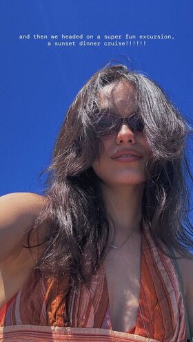Rachel Zegler Nude Leaks OnlyFans Photo 1658
