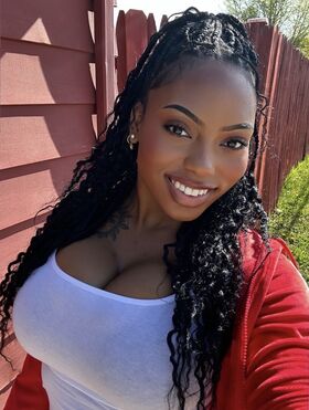 Samantha Marie