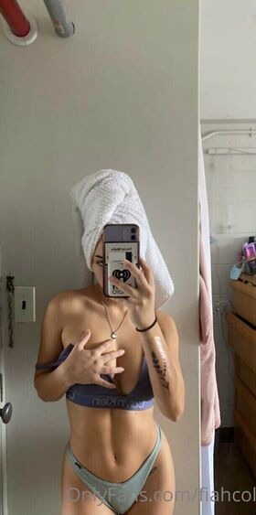 Sofia Cola Nude Leaks OnlyFans Photo 8