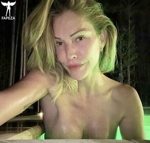 Tricia Helfer รูป OnlyFans เปลือยรั่วไหล 26