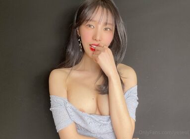 yeseul Ảnh OnlyFans khỏa thân rò rỉ 25
