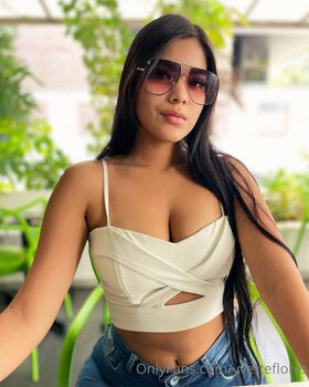 yvetteflores